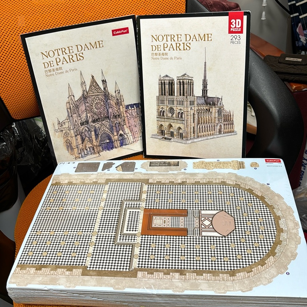NIB CubicFun 3d Puzzle of Notre Dame De Paris 293pcs. Box is a little banged up